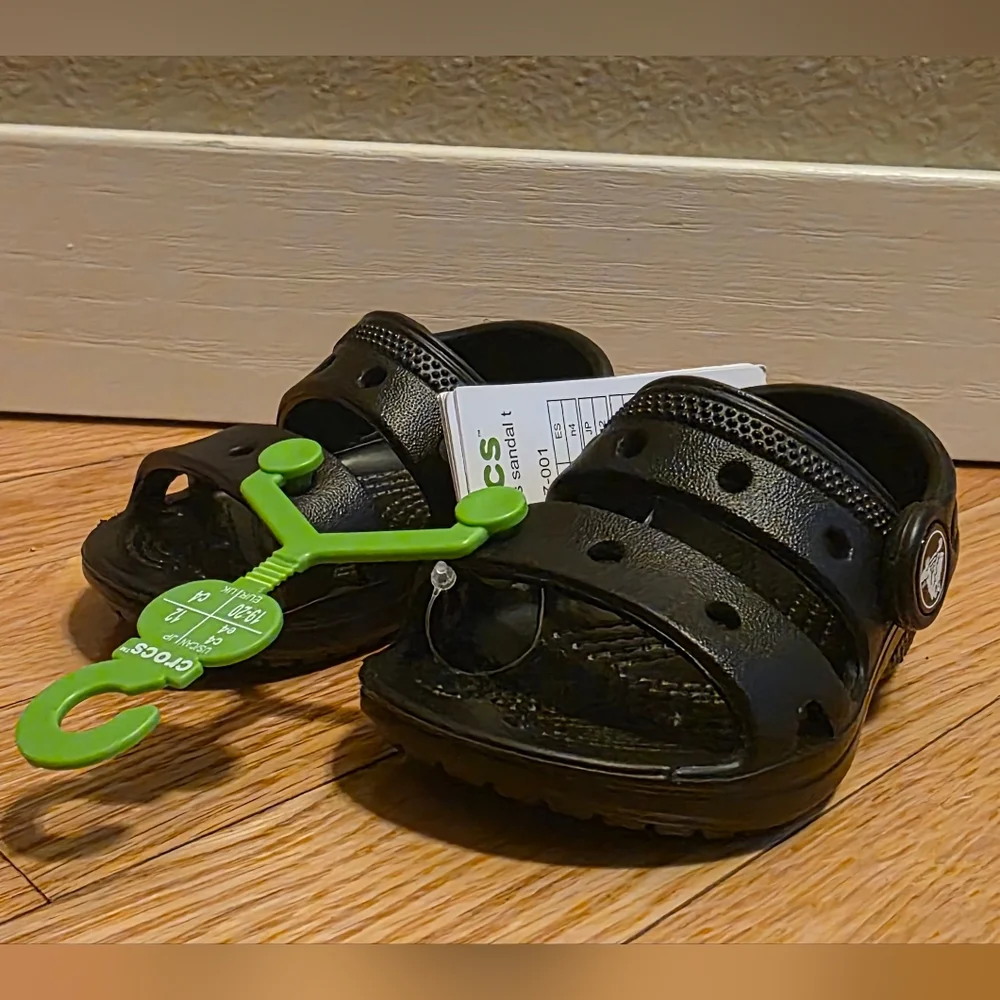 NEW CROCS Toddler C4 Classic Black Sandals - Strappy Sandals